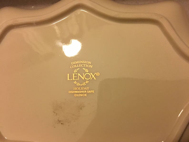 MIOB 1970s Lenox Holiday Dimension Scalloped 8-34\u201d Open Candy Dish