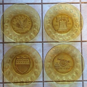 1970s Anchor Hocking Bicentennial Appetizer or Dessert Plates in Amber (set of 4)