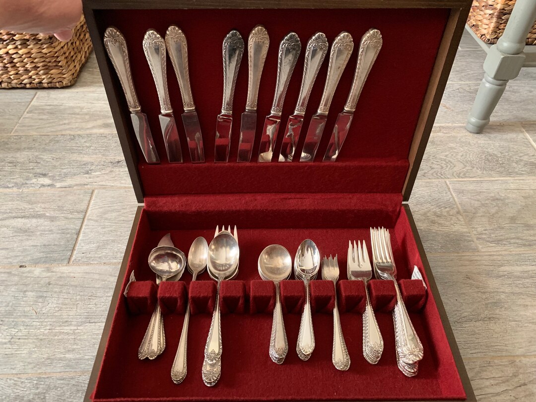 1936 Art Deco Reed & Barton Old London Silver-plate Flatware With