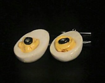 Deviled Eggs With Olives