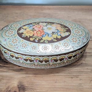 Vintage oval tin box metal floral box gold container Made in Holland