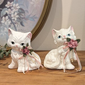 Vintage Cat figurines couple by trippies