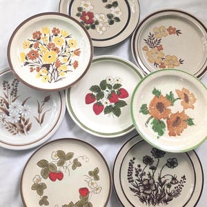 Vintage Stoneware Plate Flora Dinnerware MCM Table Ware Mismatch Plates Wall Decor (sold individually)