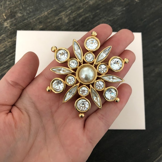Napier - Snowflake Brooch - Vintage Napier - Signe