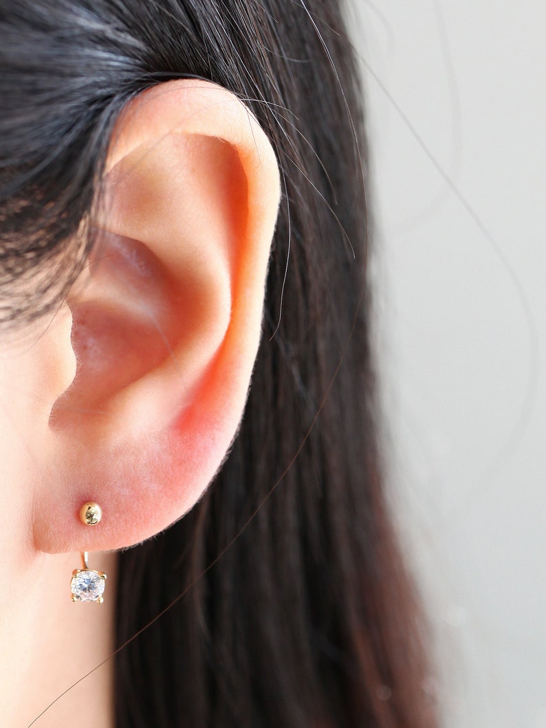 18g Eer lobe piercing 14K Gold CZ tragus earring,Cartilage earring,Cartilage earring,Helix earring,Ear Jacket gold earring