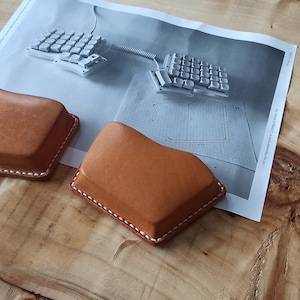 set of 2 leather wrist rest for Keebio Iris Rev7, ergonomic wrist support
