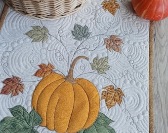 Bieżnik lniany z dynią / Bieżnik pikowany / Dekoracja stołu / Dekoracja jesienna