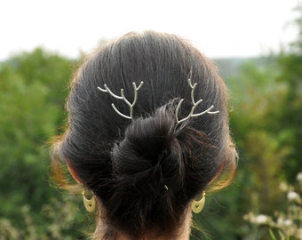 Branch hair sticks set of two Twig hair pins Bridal hair piece Mori girl accessories Green witch gifts Woodland rustic wedding Handmade