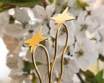Star hair pins for thick hair Set of 2 hair accessory Starburst Celestial Gold metal north star hair sticks