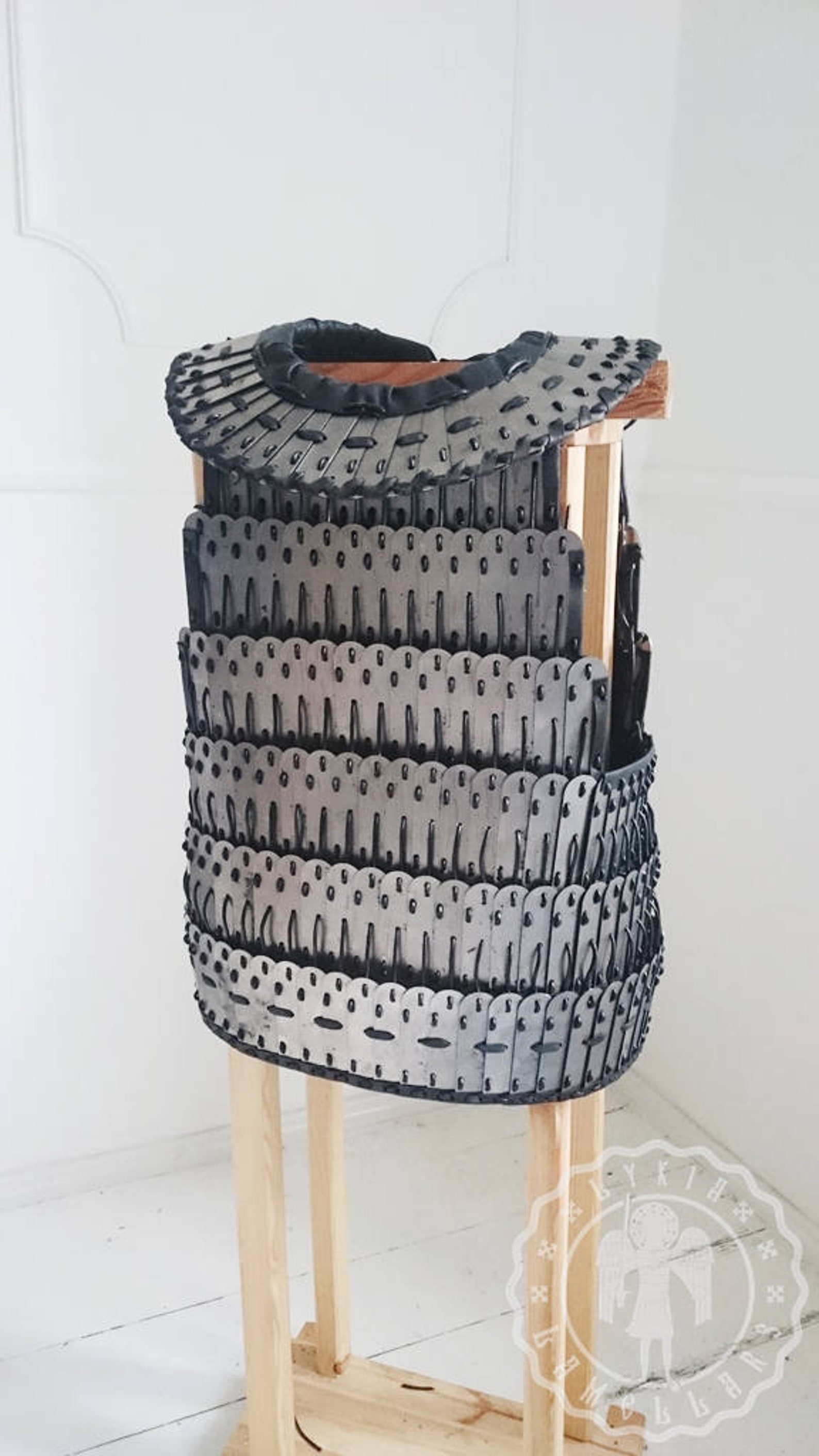 Steel lamellar armour. U shaped plates Etsy