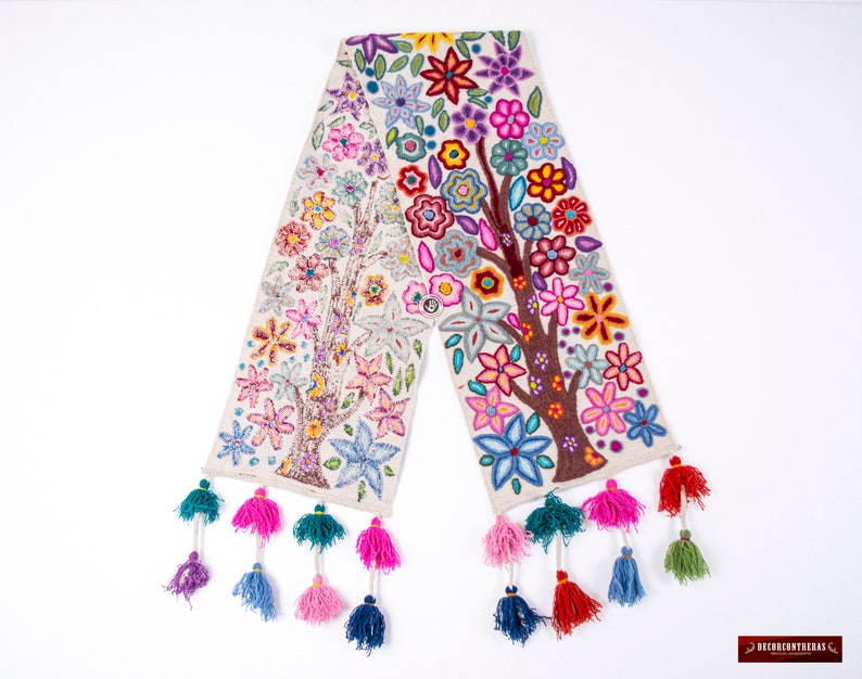 KUSKALLA Tree of Life Table Runner - Thumbnail 3