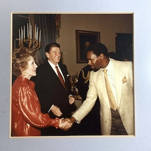 Framed Photo of President Reagan and Nancy Reagan