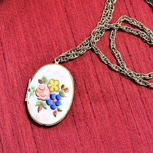 Vintage Floral Enamel Photo Locket and Chain