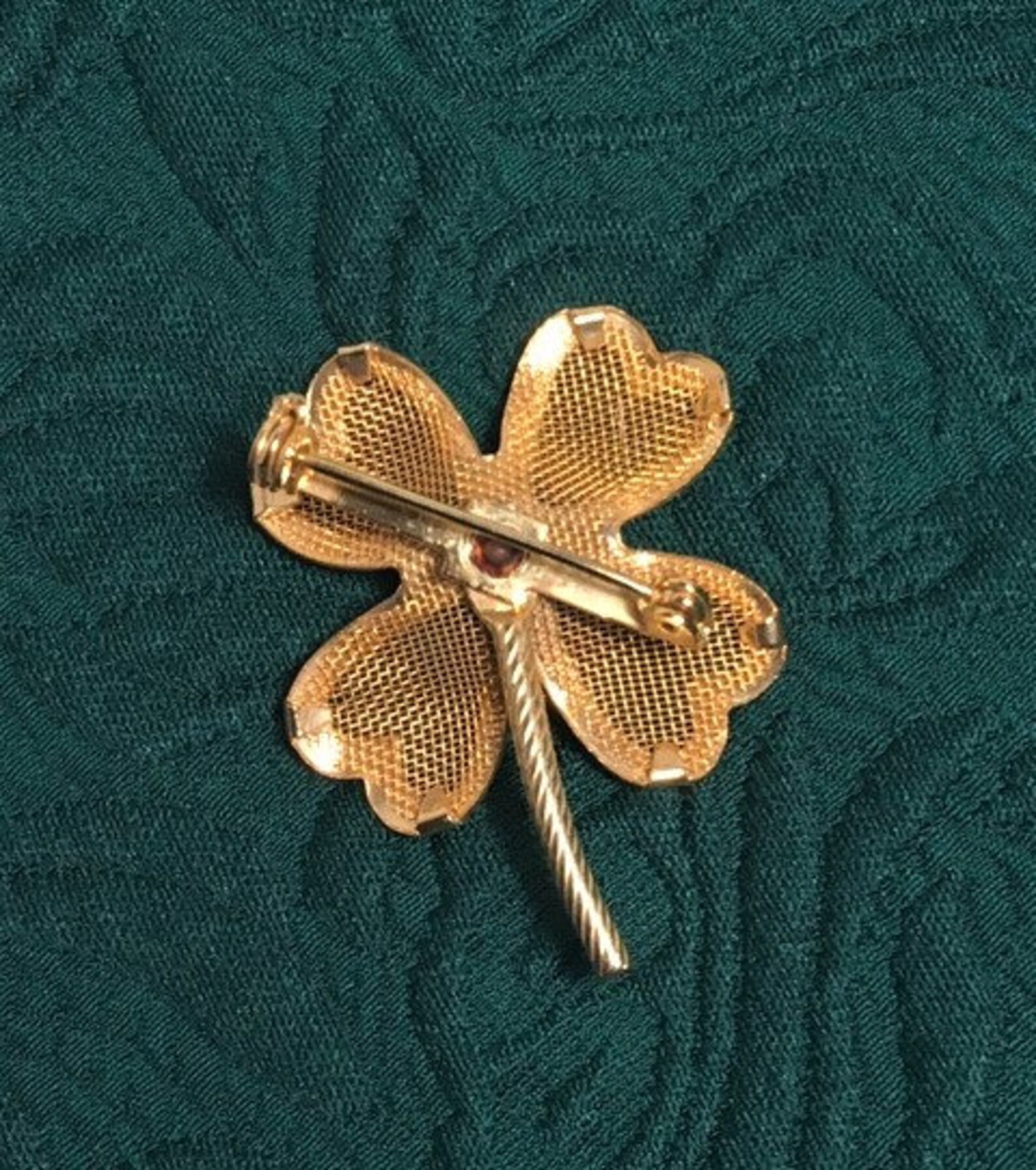 Shamrock Gold Tone Brooch With Faux Pearl Vintage Jewelry Etsy