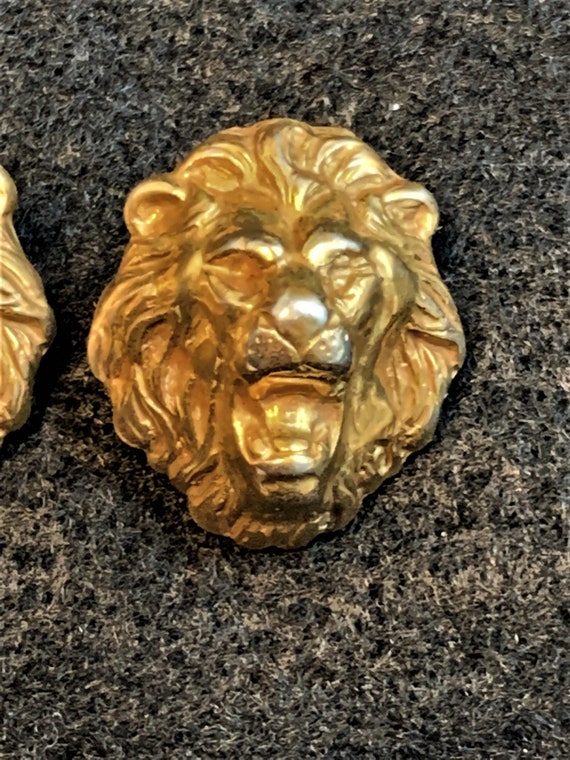 Vintage Roaring Lion Head Stud Earrings - image 3