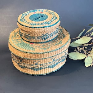 Vintage 1960&#39;s Set of Woven Baskets Peoples Republic of China