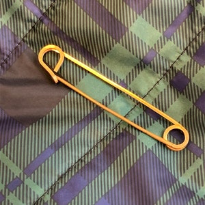 Vintage Brass Kilt Pin Safety Pin Brooch image 1