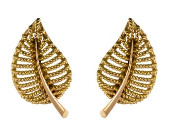 1980s French 18 Karat Yellow Gold Leaf Shaped Clip Earrings