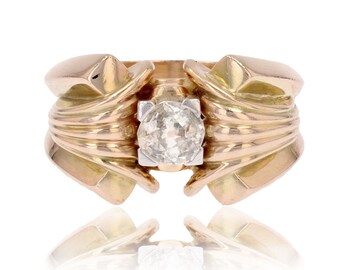 1940s Diamond 18 Karat Yellow Gold Tank Ring