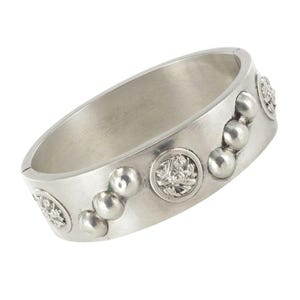 Antique decorated silver bangle bracelet