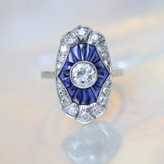 French 1930s Art Deco Calibrated Sapphires Diamonds Platinum Ring View 3