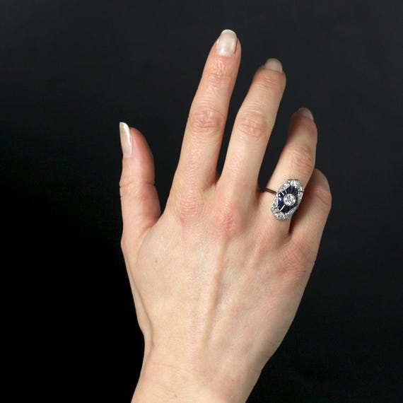French 1930s Art Deco Calibrated Sapphires Diamonds Platinum Ring View 4