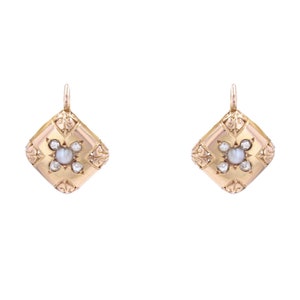 French 19th Century Pearl Diamonds 18 Karat Rose Gold Lever, Back Earrings