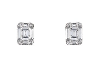Buy Modern Carat Brilliant and Baguette Diamonds 18 K White