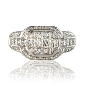 Modern Invisible Setting 2 Carats Princess and Brillant Cut Diamond Ring