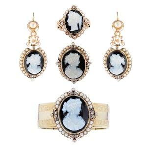 French 19th Century Natural Pearls Diamonds Onyx Cameo Set
