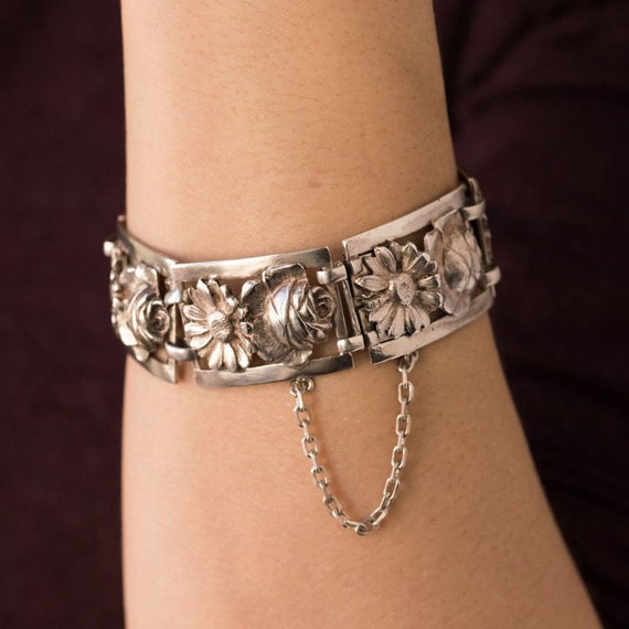 French 1900s Belle Époque Flowers Silver Bracelet - image 6