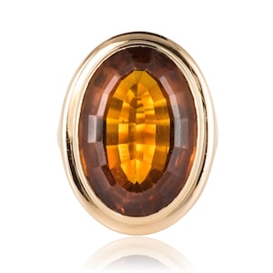 1960s 11.50 Carat Citrine 18 Karat Yellow Gold Vintage Ring