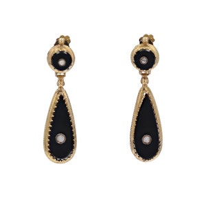 19th Century Fine Pearls Onyx 18 Karat Yellow Gold Dangle Earrings