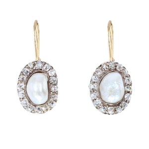 French 19th Century Natural Pearls Diamonds 18 Karat Rose Gold Drop Earrings