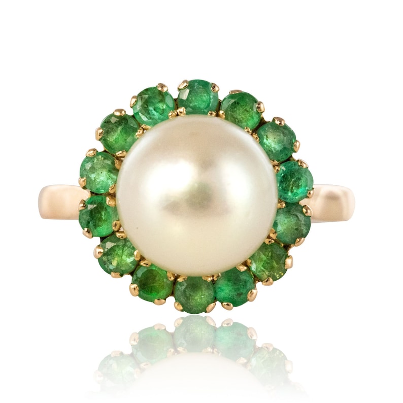 1970s French Pearl Emerald Gold Ring