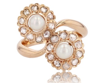 French, 19th Century, Diamonds Pearl 18 Karat Rose Gold Duo Daisies Ring