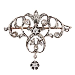 French 1880s Diamonds 18 Karat Rose Yellow Gold Silver Brooch Pendant