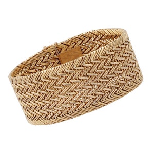 French 1950s Retro 18 Karat Yellow Gold Twill-Knit Mesh Bracelet
