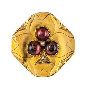 French Napoleon III Garnet Diamond Natural Pearl Yellow Gold Clover Brooch