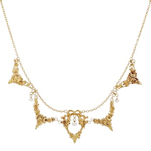 French Belle Epoque Fine Pearl 18 Karat Yellow Gold Drapery Necklace