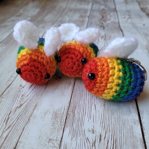 Rainbow pride lgbtq crochet bee keychain