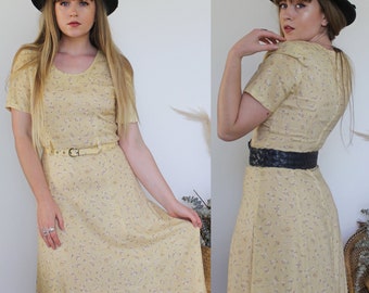 vintage VTG 90's 1990's Yellow Floral Katies Spring Dress with Belt // Taille 8AU