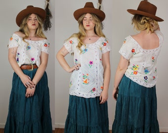 Vintage VTG Mexican Embroidered Floral and Lace Peasant Slight Off Shoulder Blouse / Mini Dress