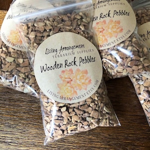 Brown Wood Pebbles: Terrarium & Fairy Garden Building Supply
