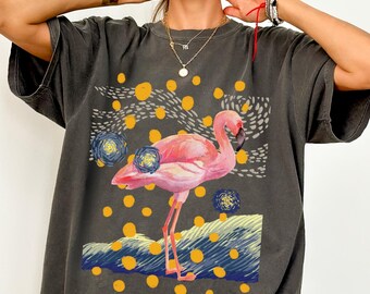 Camiseta Summer Flamingo Comfort Colors, Camiseta com Estampa Estilo Praiana Preppy, Camiseta Neon com Flamingo Fofo, Camiseta Oversized com Estética Tropical de Verão