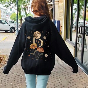 Moon Phase Hoodie Hoodie, Witchy Clothes, Celestial Sweatshirt, Trendy Aesthetic Pullover Graphic Hoodie, Cottagecore Clothing