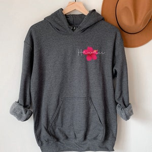 Hawaii Sweatshirt Hawaii Crewneck, Beach Sweatshirt, Hawaii Hoodie, Aloha Sweatshirt, Beachy Sweatshirt, Summer Sweatshirt Surf Sweatshirt