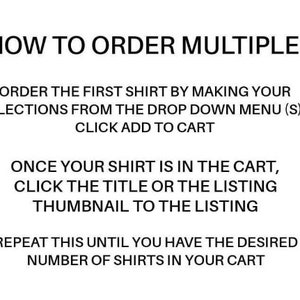 K&ouml;nnte beinhalten: Anleitung zum Bestellen mehrerer Shirts in einem Online-Shop. Der Text erkl&auml;rt, wie man das erste Shirt in den Warenkorb legt und dann weitere Shirts in den Warenkorb legt, indem man auf den Titel oder das Vorschaubild der Liste klickt.