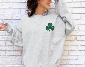 Retro Shamrock Sweatshirt, Womens St Patricks Day Sweatshirt, Lucky Sweatshirt, Cute Shamrock Sweatshirt, Shenanigans Shirt, Irish Day Gift
