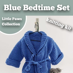 Knitting Kit Blue Bedtime Set. Teddy Bear Bedtime knitting kit. Easy to knit kit. Easy Knit Pattern. Hand knitting. Bear knitting kit